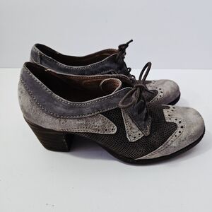 Karma Of Charme Lace Up Oxford Heels Size 39 US 8.5 Leather Victorian Academic